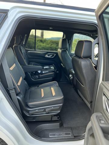 Photo of 2023 White GMC Yukon