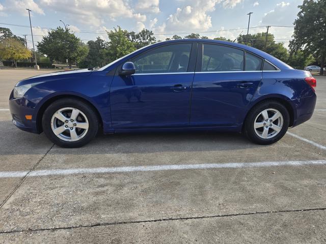 Photo of 2012 Blue Chevrolet Cruze