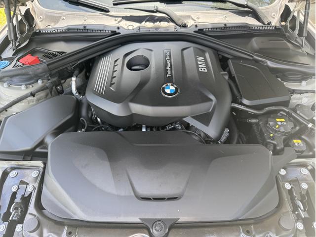 Photo of 2017 Beige BMW 330