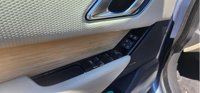 Photo of 2021 Blue Land Rover Range Rover Velar