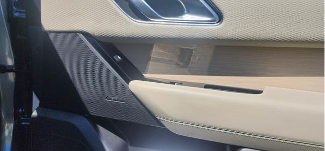 Photo of 2021 Blue Land Rover Range Rover Velar
