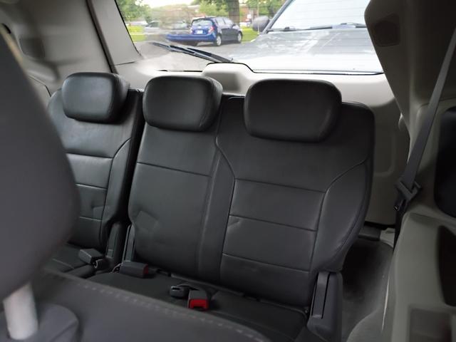 Photo of 2009 Black Volkswagen Routan