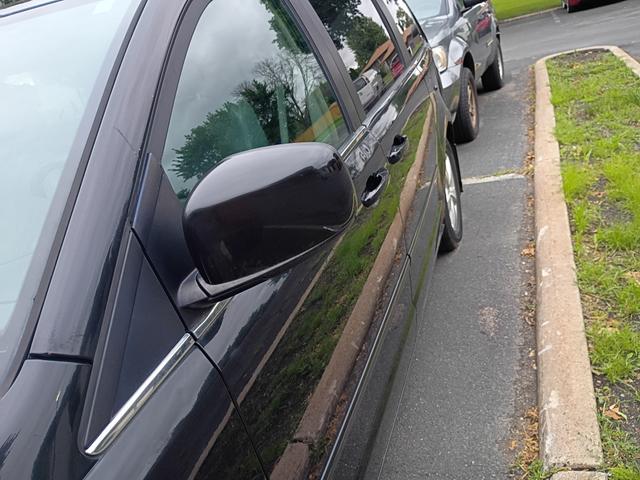 Photo of 2009 Black Volkswagen Routan