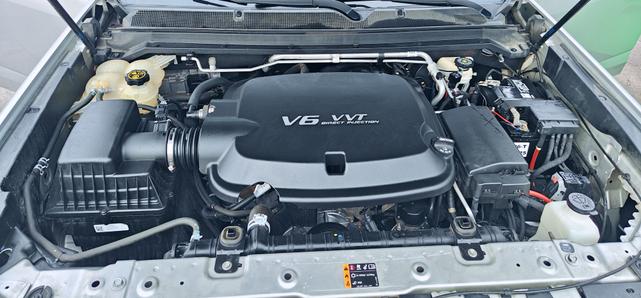 Photo of 2017 Silver Chevrolet Colorado