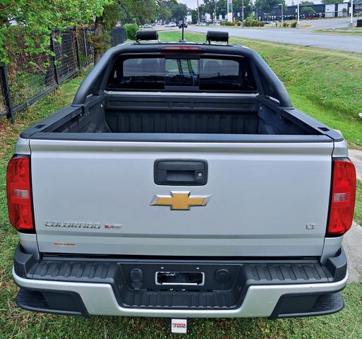Photo of 2017 Silver Chevrolet Colorado