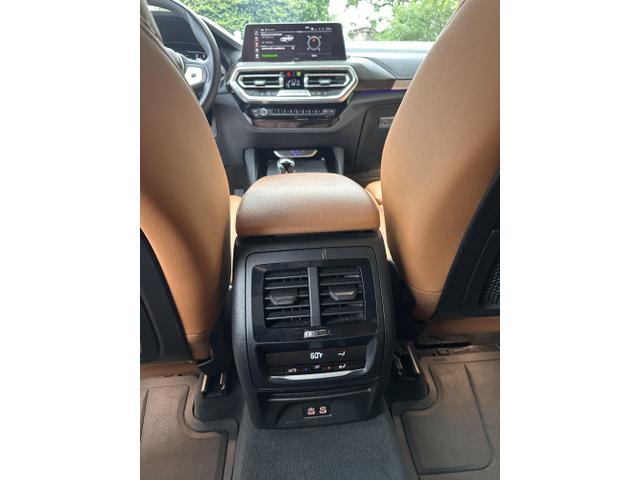 Photo of 2022 White BMW X3