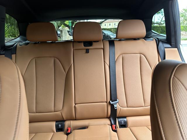 Photo of 2022 White BMW X3