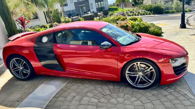 Photo of 2012 Red Audi R8