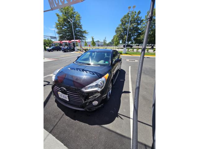 Photo of 2013 Black Hyundai Veloster