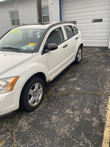 Photo of 2008 White Dodge Caliber