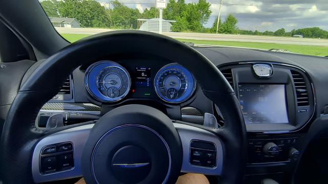 Photo of 2012 White Chrysler 300