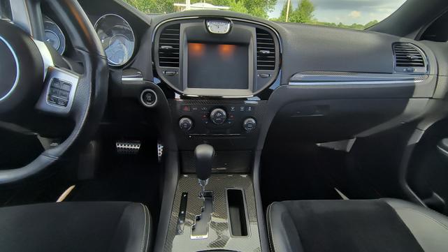 Photo of 2012 White Chrysler 300