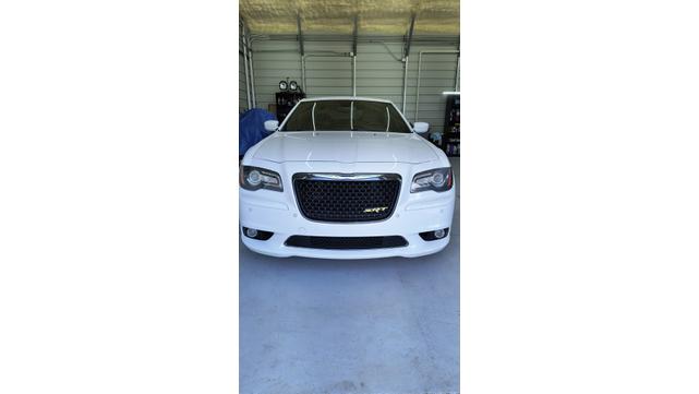 Photo of 2012 White Chrysler 300