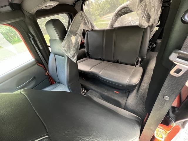 Photo of 2006 Orange Jeep Wrangler