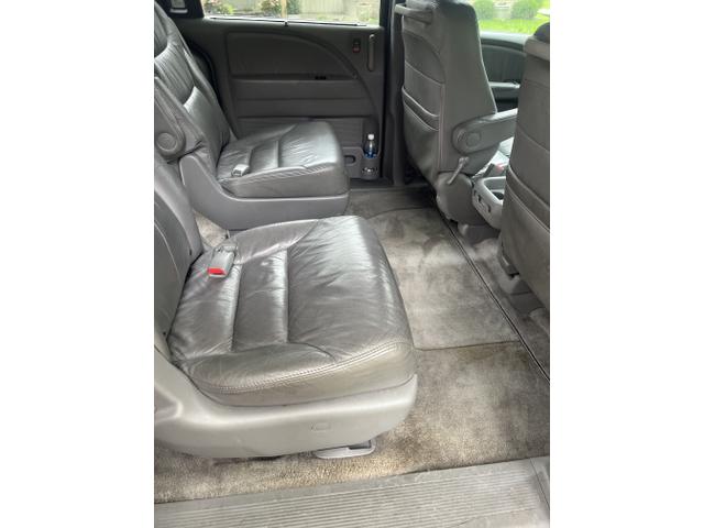 Photo of 2010 Silver Honda Odyssey