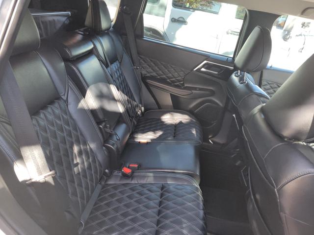 Photo of 2022 White Mitsubishi Outlander