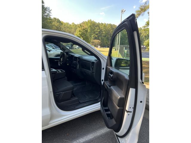 Photo of 2020 White Chevrolet Silverado 1500