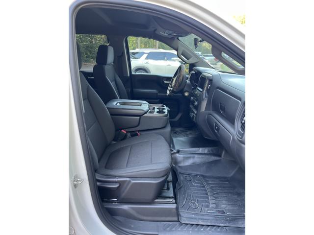 Photo of 2020 White Chevrolet Silverado 1500