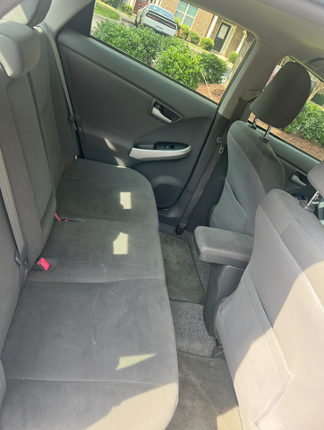 Photo of 2011 White Toyota Prius