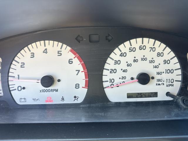 Photo of 2001 Silver Toyota Tacoma