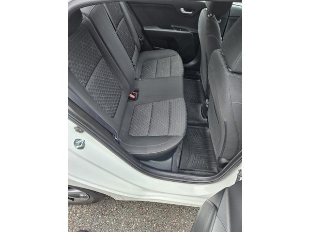 Photo of 2022 White Kia Rio