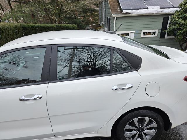 Photo of 2022 White Kia Rio