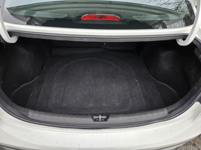 Photo of 2022 White Kia Rio