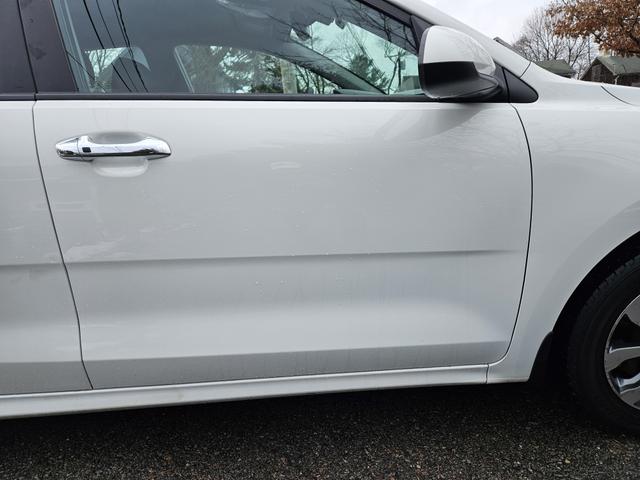 Photo of 2022 White Kia Rio