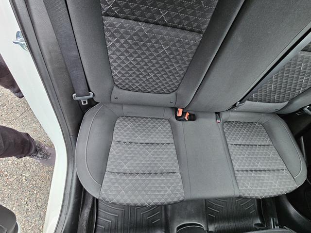 Photo of 2022 White Kia Rio