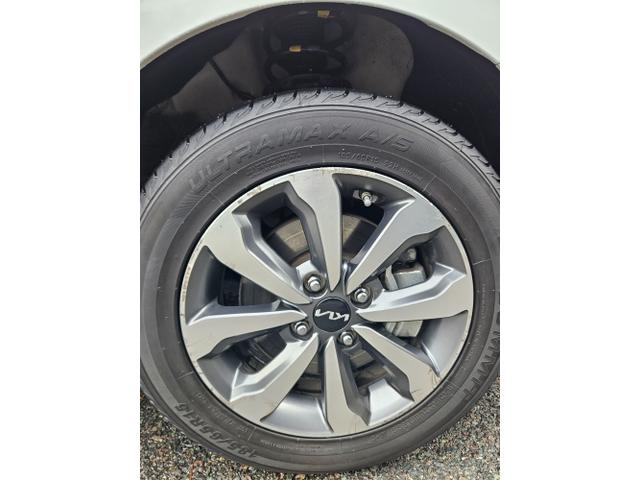 Photo of 2022 White Kia Rio
