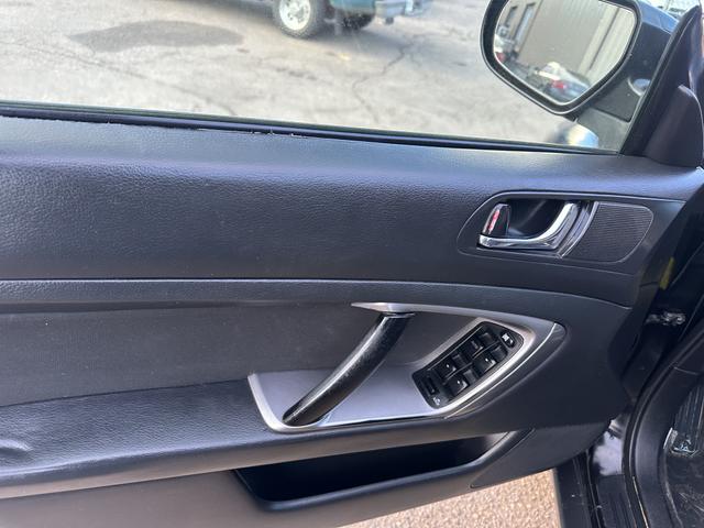 Photo of 2008 Black Subaru Outback