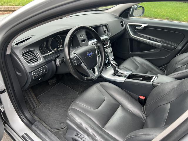 Photo of 2017 Silver Volvo V60