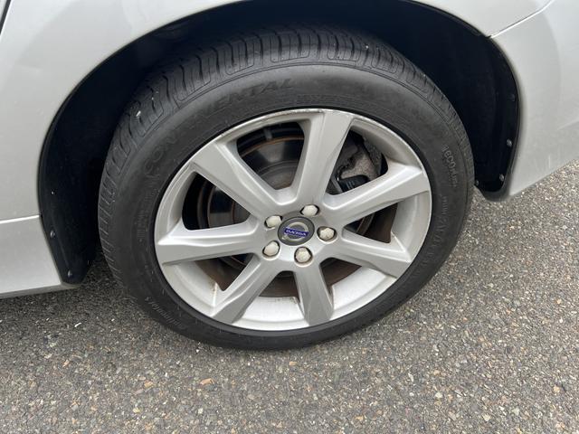 Photo of 2017 Silver Volvo V60