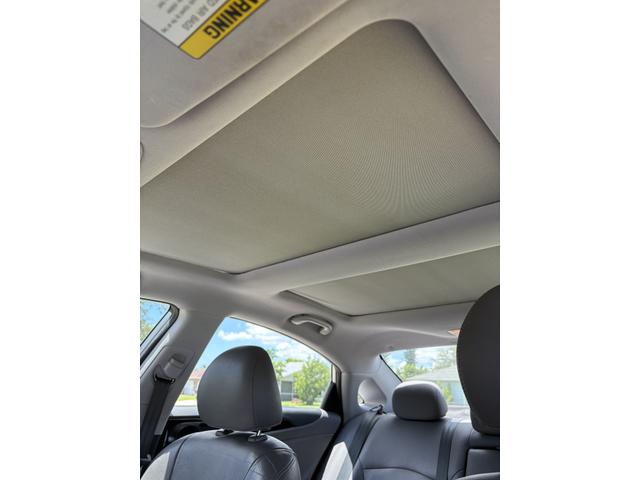 Photo of 2012 Silver Hyundai SONATA