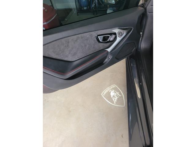 Photo of 2019 Gray Lamborghini Huracan