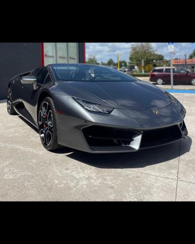 Photo of 2019 Gray Lamborghini Huracan