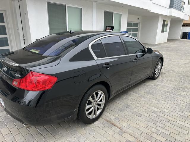 Photo of 2009 Black INFINITI G37