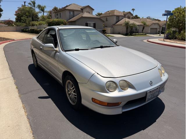 Photo of 2001 Silver Acura Integra