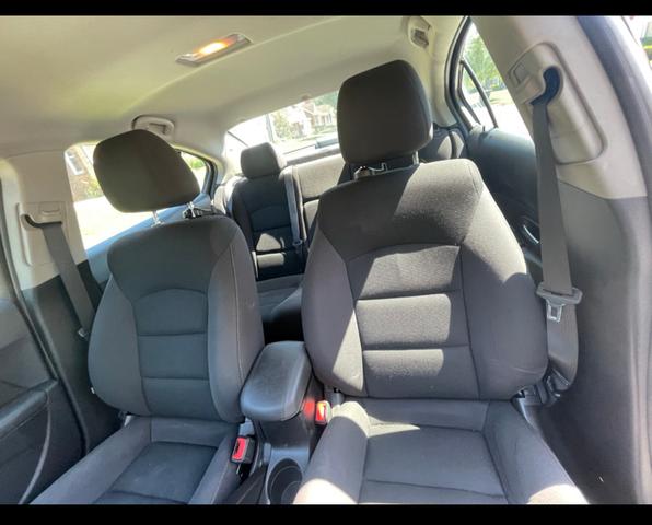 Photo of 2015 Silver Chevrolet Cruze