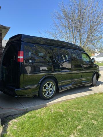 Photo of 2008 Black Chevrolet Express 1500