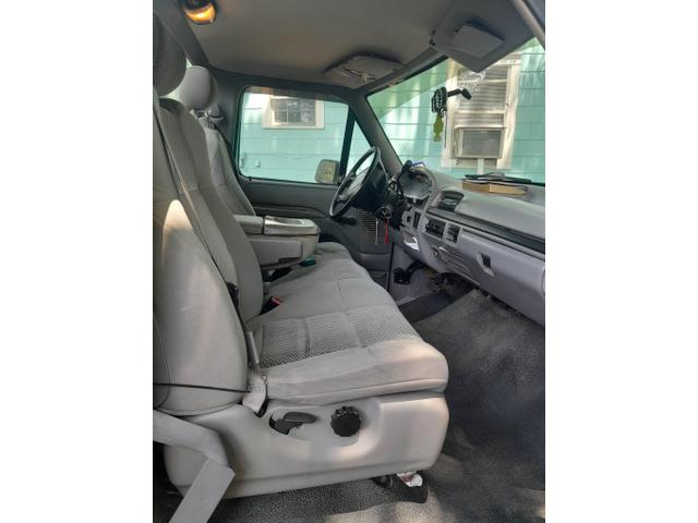 Photo of 1996 Green Ford F-150