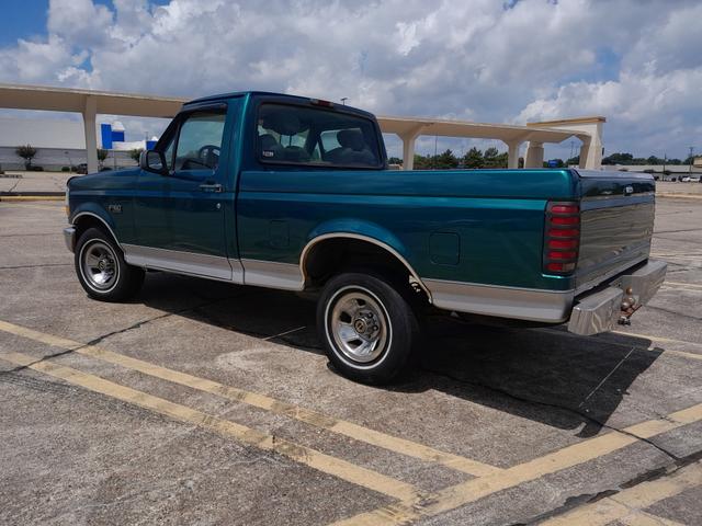 Photo of 1996 Green Ford F-150