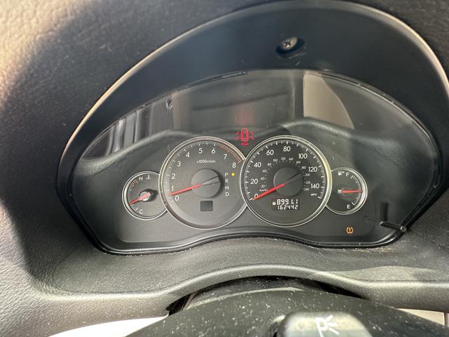 Photo of 2009 White Subaru Legacy