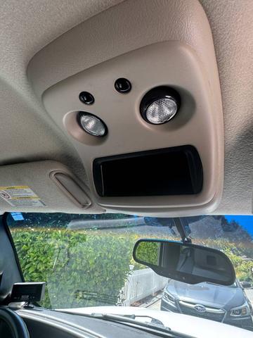 Photo of 2003 White GMC Sierra 2500