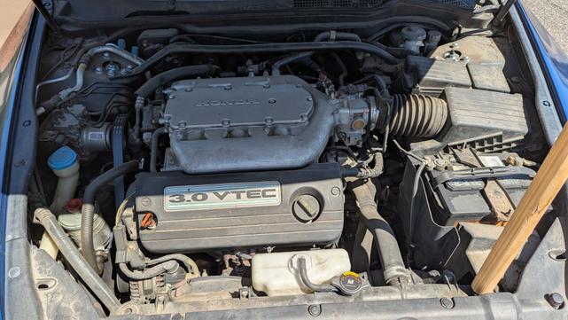 Photo of 2005 Blue Honda Accord