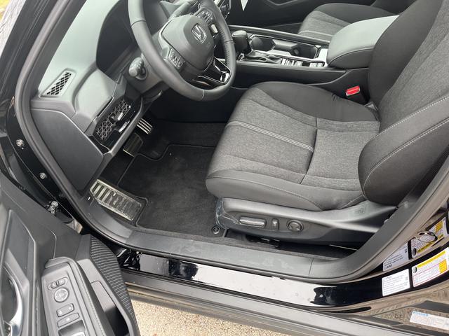 Photo of 2025 Black Honda Accord Hybrid