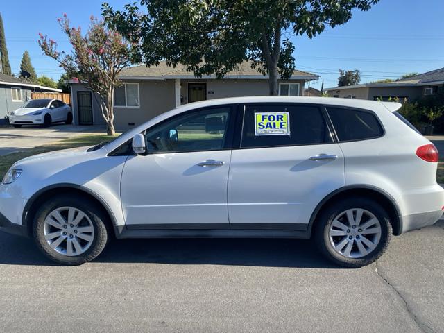 Photo of 2010 White Subaru Tribeca