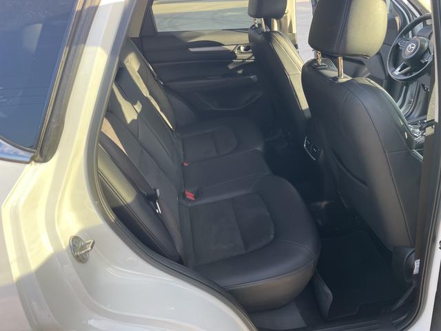 Photo of 2019 White Mazda CX-5