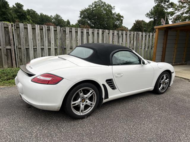 Photo of 2007 White Porsche Boxster