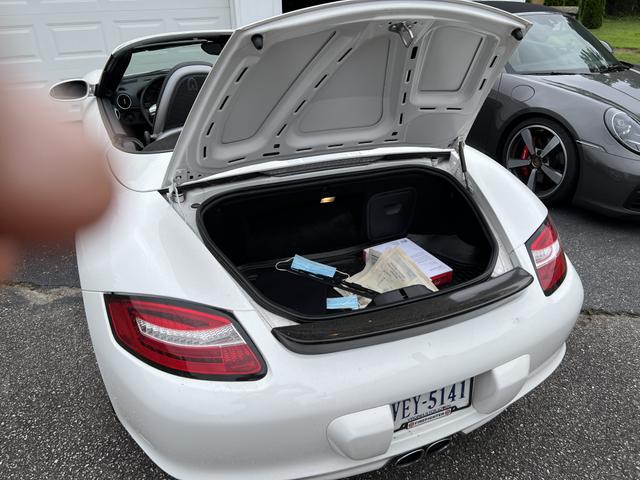 Photo of 2007 White Porsche Boxster